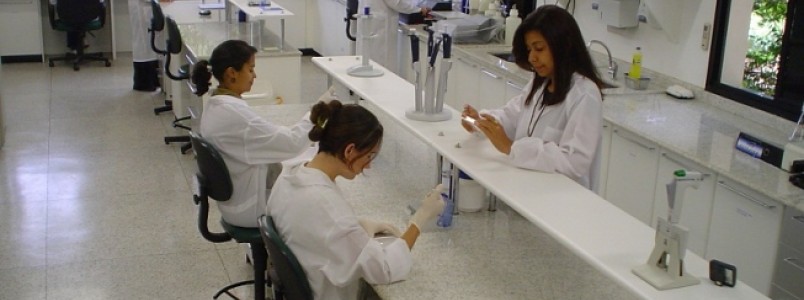 Funed irá produzir medicamento para tratamento da hepatite B